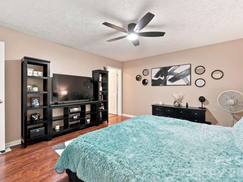132 Kendra Drive, Mooresville, NC 28117.  MLS# CAR4415525, YatesRealty ID 45839. 