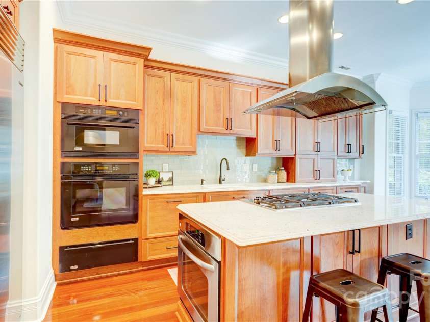 2310 La Maison Drive, Charlotte, NC 28226.  MLS# CAR4320446, YatesRealty ID 4584. 