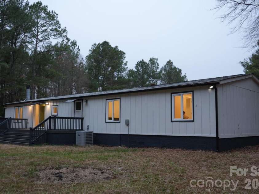 3236 Daystar Road, Lancaster, SC 29720.  MLS# CAR4402436, YatesRealty ID 4584. 