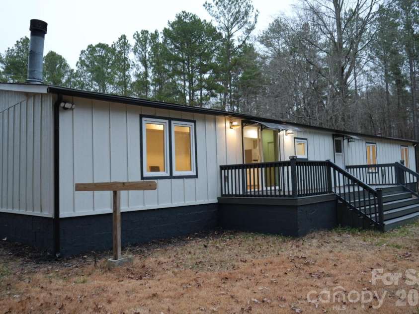 3236 Daystar Road, Lancaster, SC 29720.  MLS# CAR4402436, YatesRealty ID 4584. 