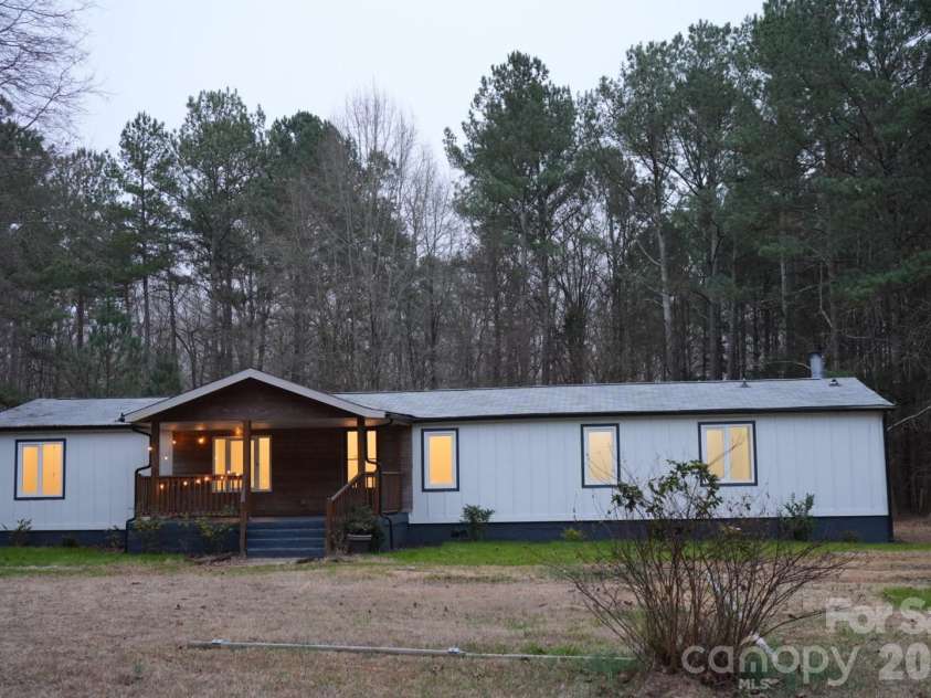 3236 Daystar Road, Lancaster, SC 29720.  MLS# CAR4402436, YatesRealty ID 4584. 