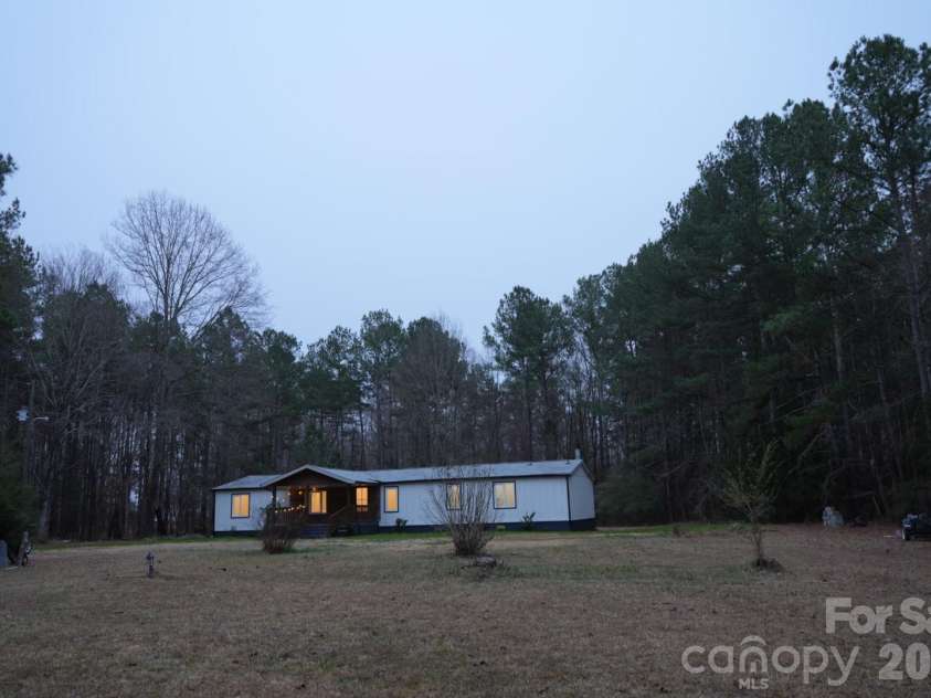 3236 Daystar Road, Lancaster, SC 29720.  MLS# CAR4402436, YatesRealty ID 4584. 