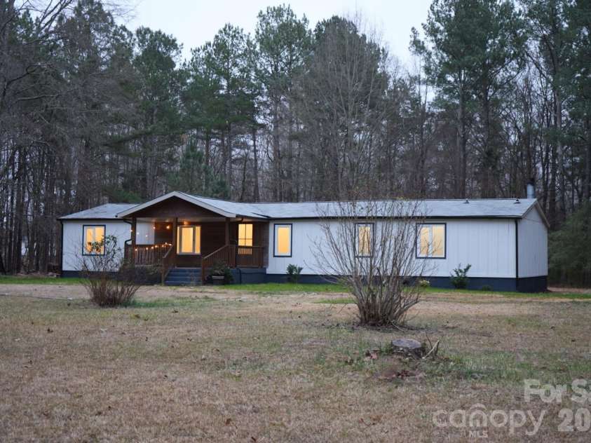 3236 Daystar Road, Lancaster, SC 29720.  MLS# CAR4402436, YatesRealty ID 4584. 