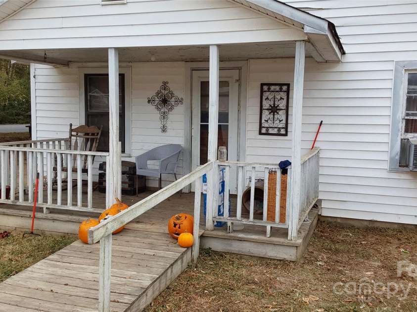 7614 Secrest Short Cut Road, Indian Trail, NC 28079.  MLS# CAR4196085, YatesRealty ID 4584. 