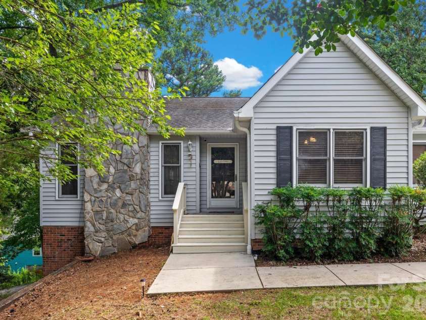 4060 Point Clear Drive, Tega Cay, SC 29708.  MLS# CAR4415543, YatesRealty ID 45840. 