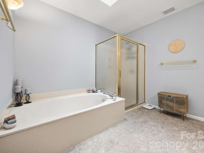 4060 Point Clear Drive, Tega Cay, SC 29708.  MLS# CAR4415543, YatesRealty ID 45840. 