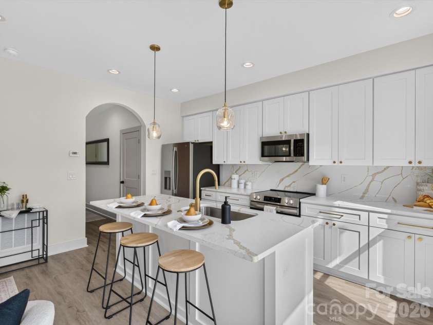 2725 Watson Drive, Charlotte, NC 28208.  MLS# CAR4415519, YatesRealty ID 45841. A Kitchen Made to Gather