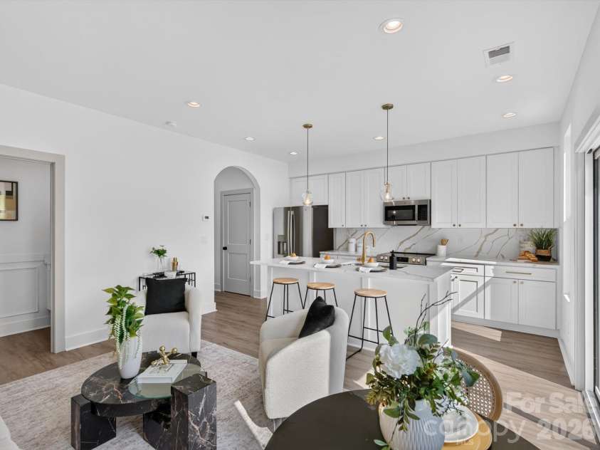 2725 Watson Drive, Charlotte, NC 28208.  MLS# CAR4415519, YatesRealty ID 45841. Seamless Open Floor Plan
