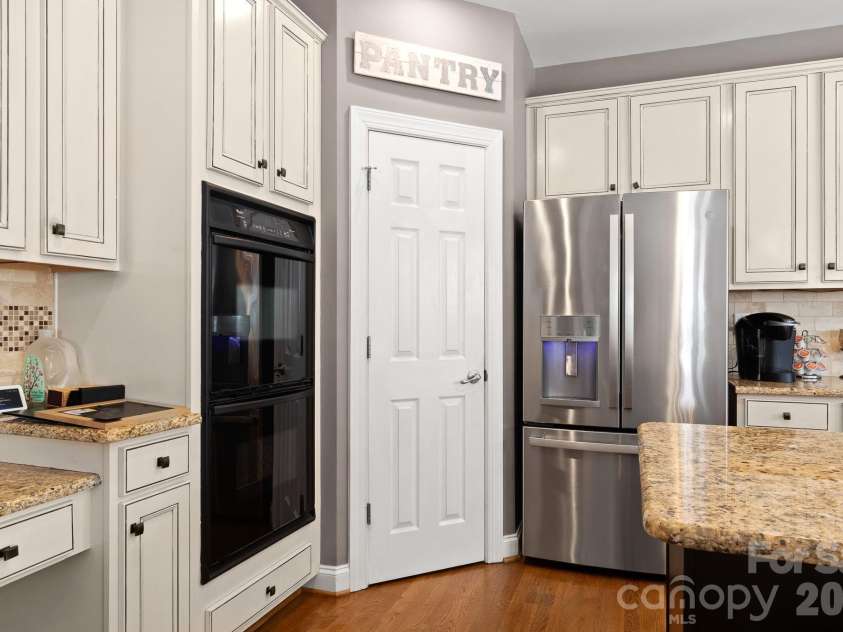 4431 Sunset Rose Drive, Fort Mill, SC 29708.  MLS# CAR4415450, YatesRealty ID 45845. 