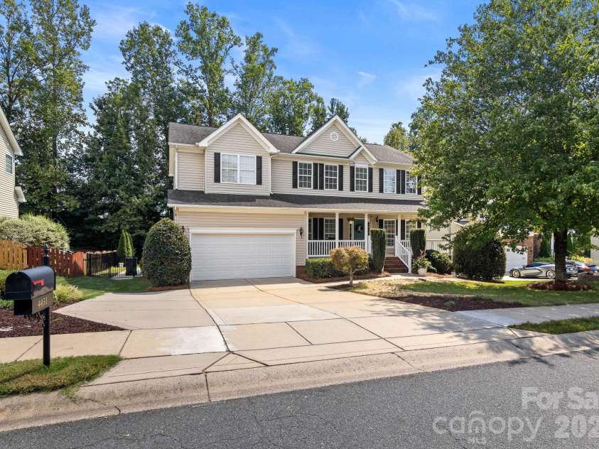 4431 Sunset Rose Drive, Fort Mill, SC 29708.  MLS# CAR4415450, YatesRealty ID 45845. 
