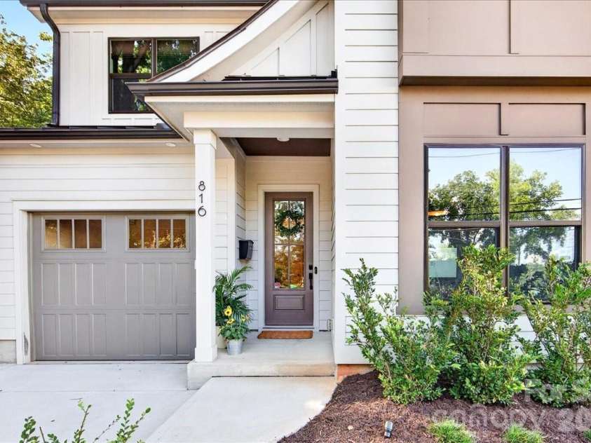 816 State Street, Charlotte, NC 28208.  MLS# CAR4415417, YatesRealty ID 45846. 