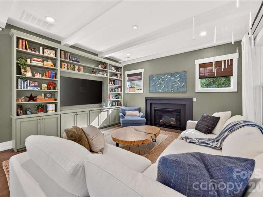 816 State Street, Charlotte, NC 28208.  MLS# CAR4415417, YatesRealty ID 45846. 