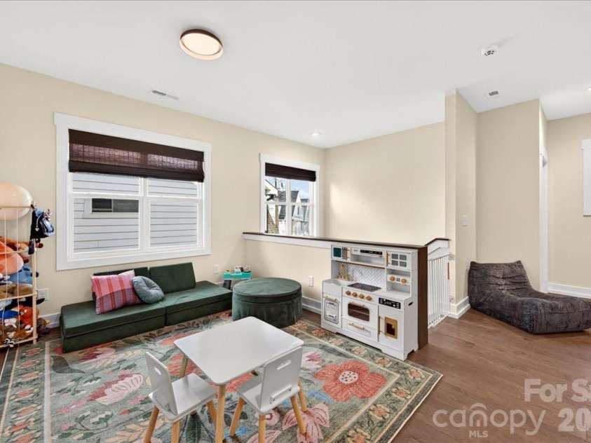 816 State Street, Charlotte, NC 28208.  MLS# CAR4415417, YatesRealty ID 45846. 