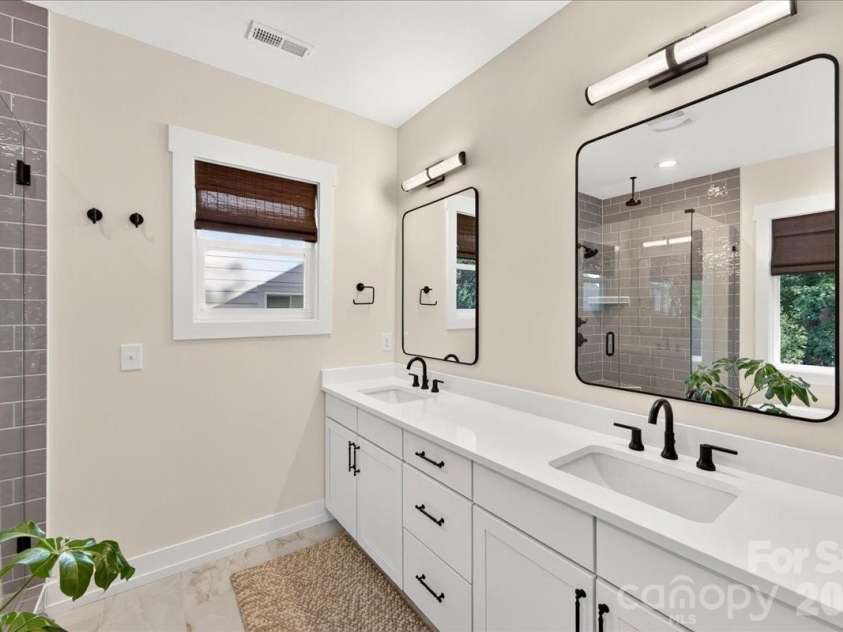 816 State Street, Charlotte, NC 28208.  MLS# CAR4415417, YatesRealty ID 45846. 