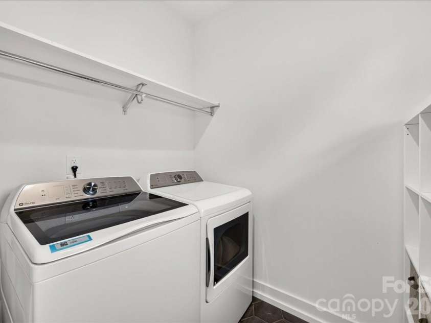 816 State Street, Charlotte, NC 28208.  MLS# CAR4415417, YatesRealty ID 45846. 