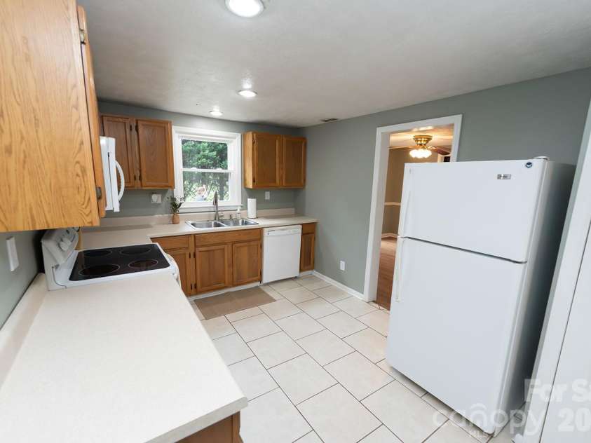 4170 Duff Drive, Hudson, NC 28638.  MLS# CAR4415510, YatesRealty ID 45847. 