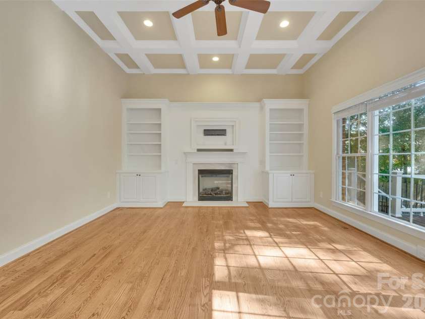 4995 Rea Road, Charlotte, NC 28226.  MLS# CAR4415513, YatesRealty ID 45848. 