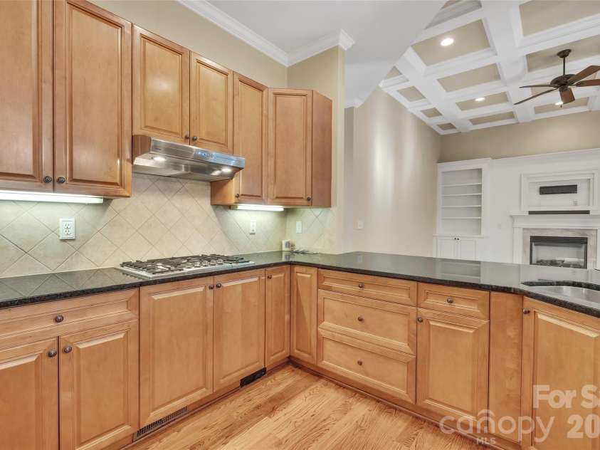 4995 Rea Road, Charlotte, NC 28226.  MLS# CAR4415513, YatesRealty ID 45848. 