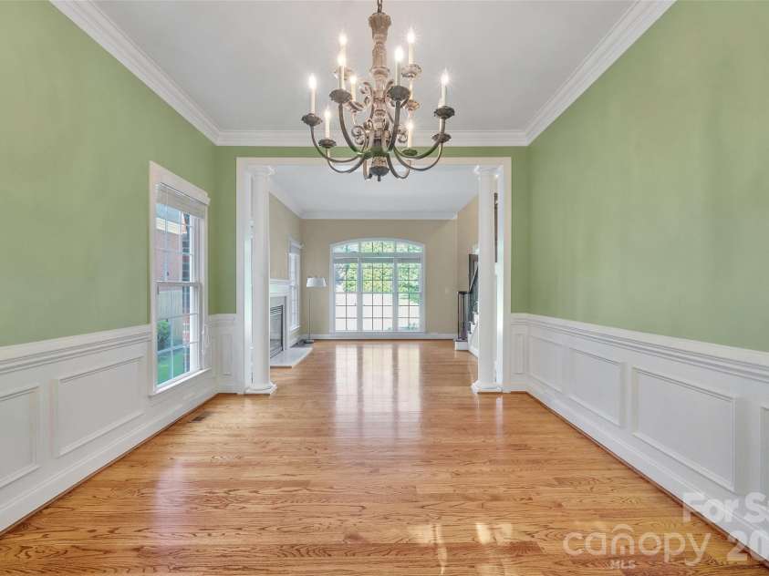 4995 Rea Road, Charlotte, NC 28226.  MLS# CAR4415513, YatesRealty ID 45848. 