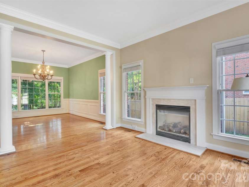 4995 Rea Road, Charlotte, NC 28226.  MLS# CAR4415513, YatesRealty ID 45848. 