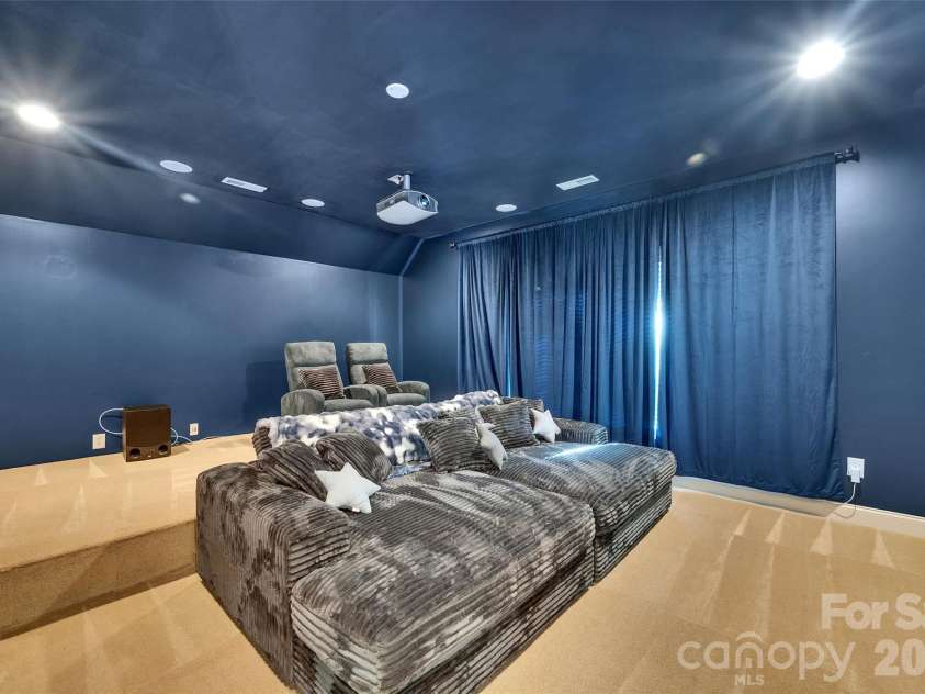 4995 Rea Road, Charlotte, NC 28226.  MLS# CAR4415513, YatesRealty ID 45848. 
