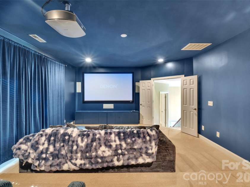 4995 Rea Road, Charlotte, NC 28226.  MLS# CAR4415513, YatesRealty ID 45848. 