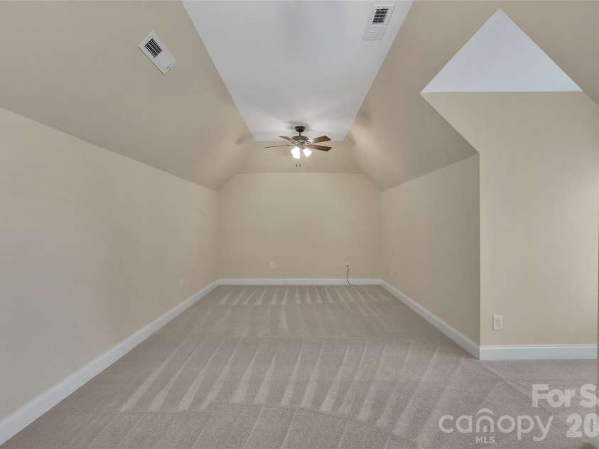 4995 Rea Road, Charlotte, NC 28226.  MLS# CAR4415513, YatesRealty ID 45848. 