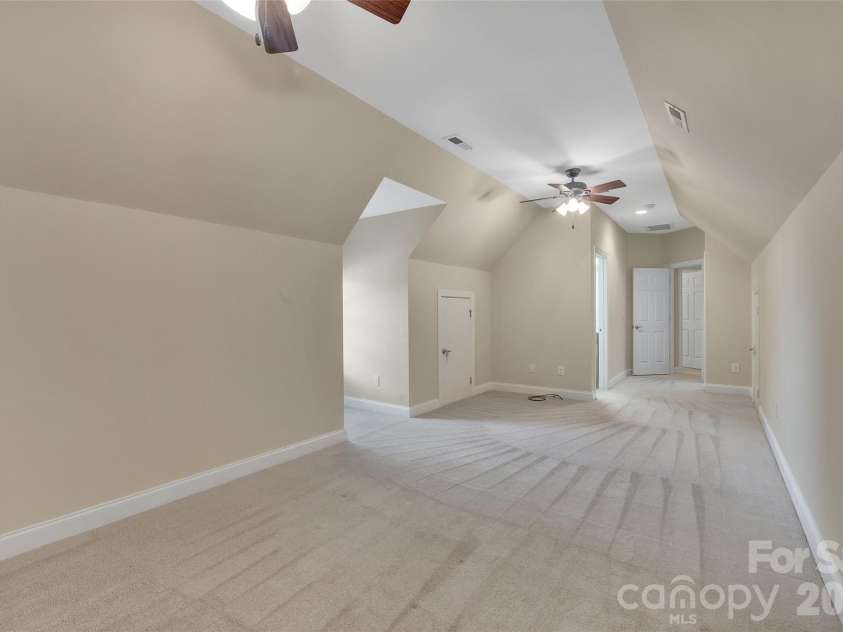 4995 Rea Road, Charlotte, NC 28226.  MLS# CAR4415513, YatesRealty ID 45848. 