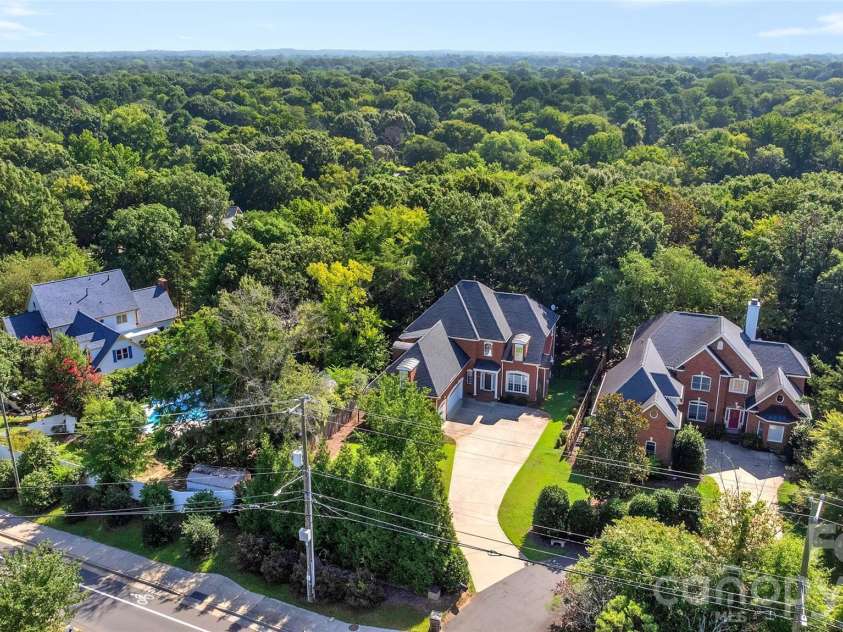 4995 Rea Road, Charlotte, NC 28226.  MLS# CAR4415513, YatesRealty ID 45848. 