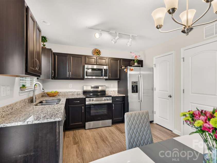 1425 Springdale Road, Lancaster, SC 29720.  MLS# CAR4415341, YatesRealty ID 45849. 