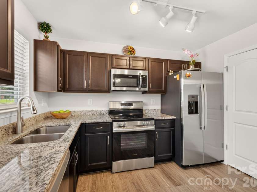 1425 Springdale Road, Lancaster, SC 29720.  MLS# CAR4415341, YatesRealty ID 45849. 