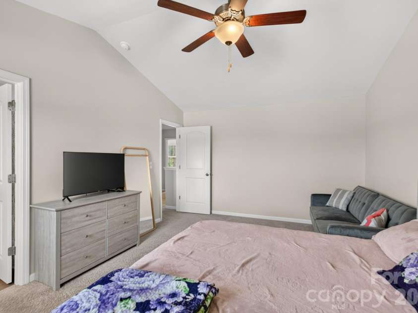 1425 Springdale Road, Lancaster, SC 29720.  MLS# CAR4415341, YatesRealty ID 45849. 