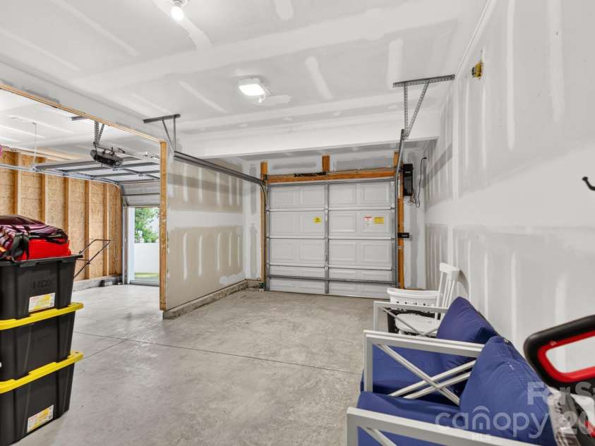 1425 Springdale Road, Lancaster, SC 29720.  MLS# CAR4415341, YatesRealty ID 45849. 