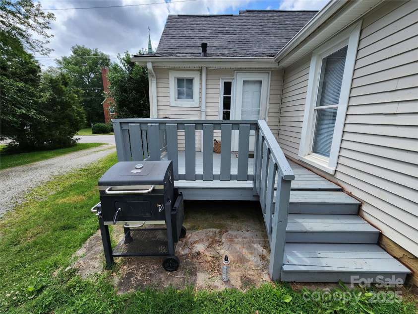 628 Lafayette Street, Salisbury, NC 28144.  MLS# CAR4315672, YatesRealty ID 4585. 