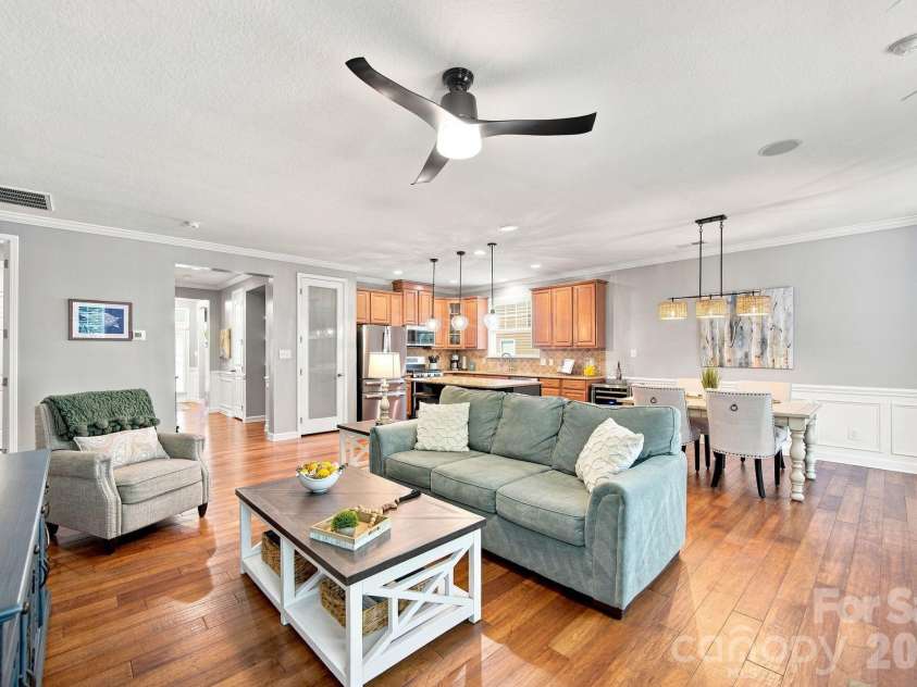 3202 Helmsley Court, Concord, NC 28027.  MLS# CAR4415344, YatesRealty ID 45850. 