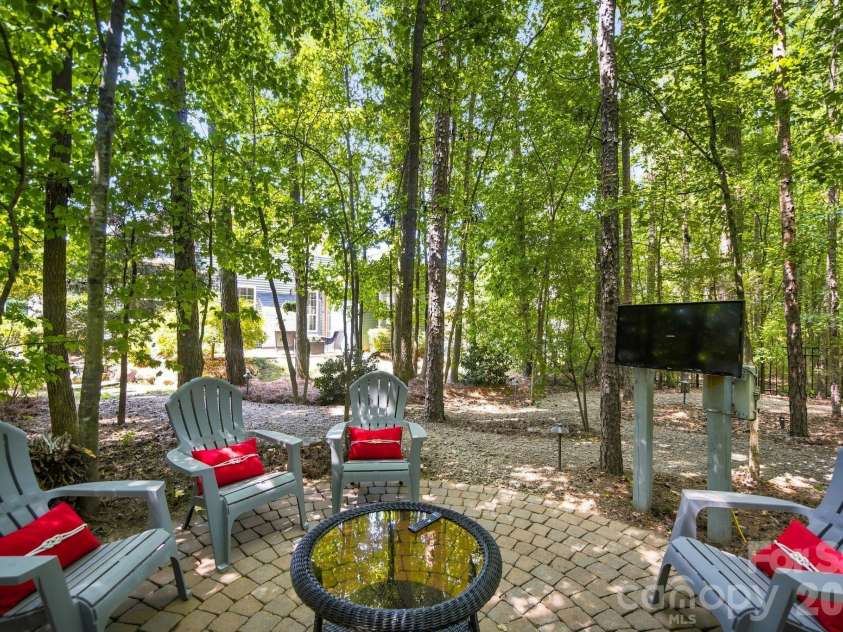 3202 Helmsley Court, Concord, NC 28027.  MLS# CAR4415344, YatesRealty ID 45850. 