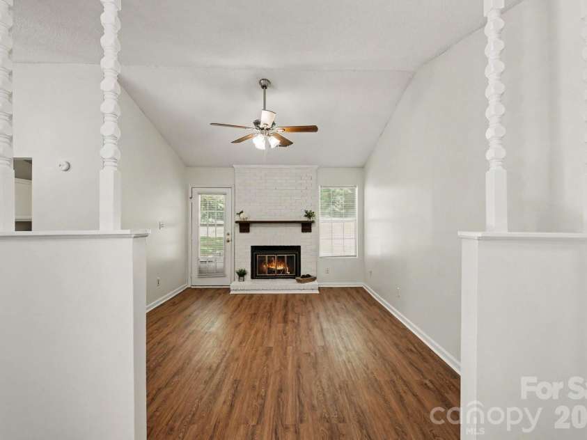 2208 Pinebrook Circle, Charlotte, NC 28208.  MLS# CAR4415234, YatesRealty ID 45853. 