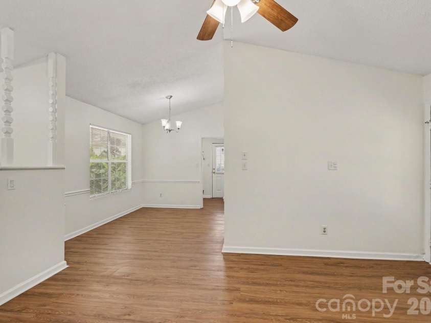 2208 Pinebrook Circle, Charlotte, NC 28208.  MLS# CAR4415234, YatesRealty ID 45853. 