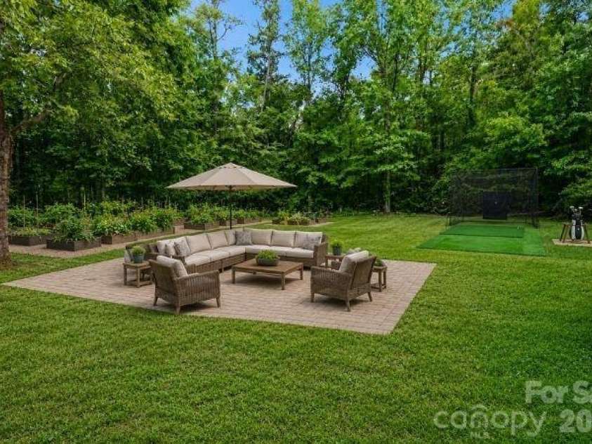2208 Pinebrook Circle, Charlotte, NC 28208.  MLS# CAR4415234, YatesRealty ID 45853. Virtually staged photo