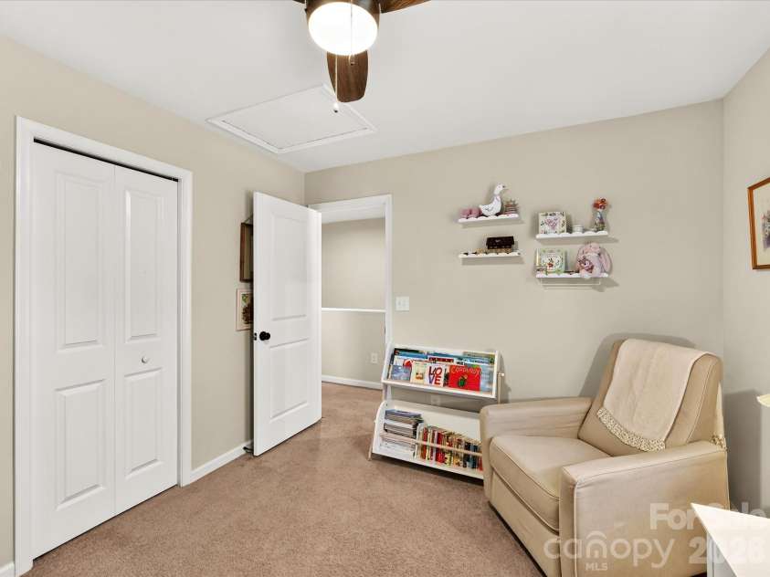 6911 Marissa Lane, Charlotte, NC 28212.  MLS# CAR4415275, YatesRealty ID 45855. 