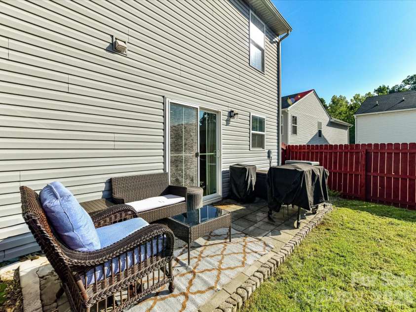 6911 Marissa Lane, Charlotte, NC 28212.  MLS# CAR4415275, YatesRealty ID 45855. 