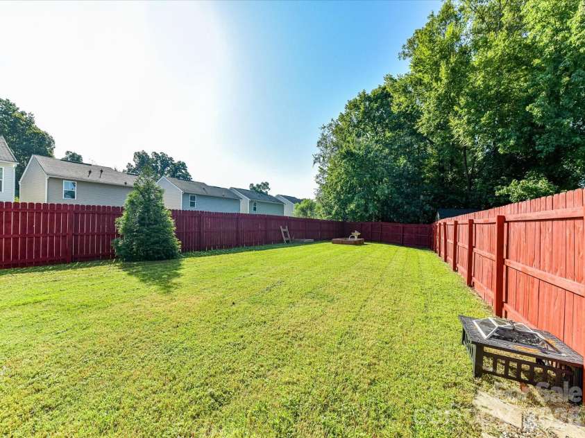 6911 Marissa Lane, Charlotte, NC 28212.  MLS# CAR4415275, YatesRealty ID 45855. 