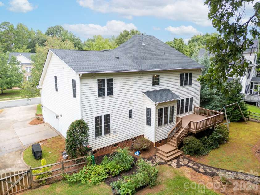 4220 Belle Meade Circle, Belmont, NC 28012.  MLS# CAR4415199, YatesRealty ID 45856. 