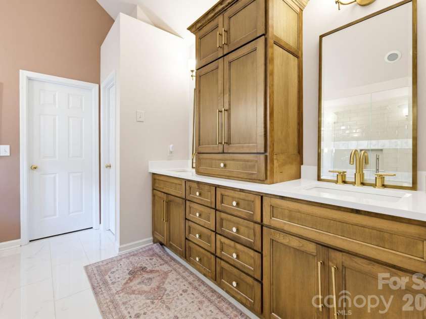 4220 Belle Meade Circle, Belmont, NC 28012.  MLS# CAR4415199, YatesRealty ID 45856. 