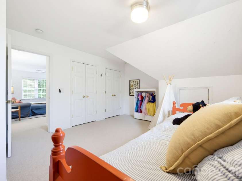 4220 Belle Meade Circle, Belmont, NC 28012.  MLS# CAR4415199, YatesRealty ID 45856. 