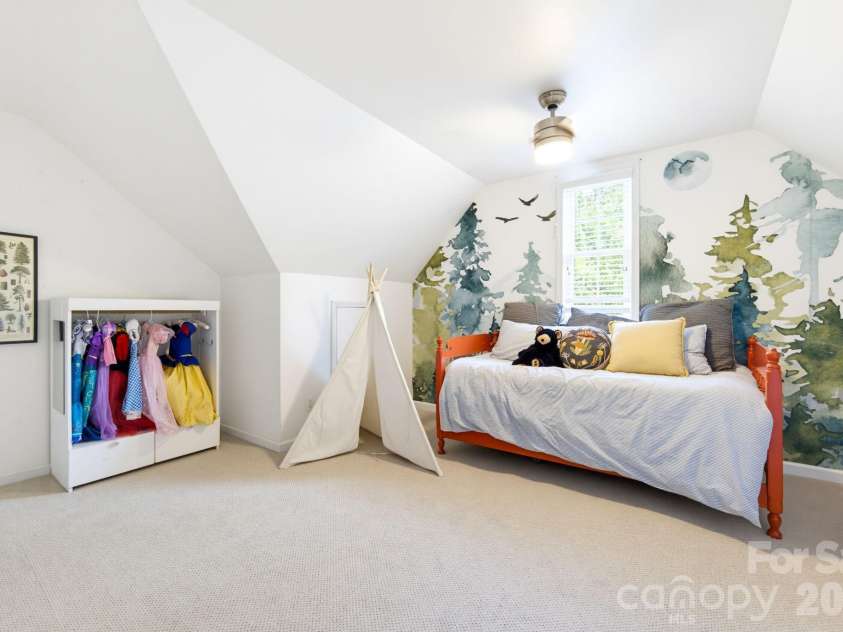 4220 Belle Meade Circle, Belmont, NC 28012.  MLS# CAR4415199, YatesRealty ID 45856. 