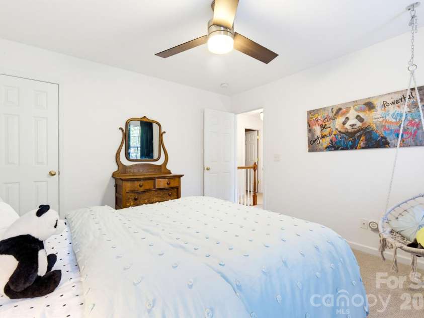 4220 Belle Meade Circle, Belmont, NC 28012.  MLS# CAR4415199, YatesRealty ID 45856. 