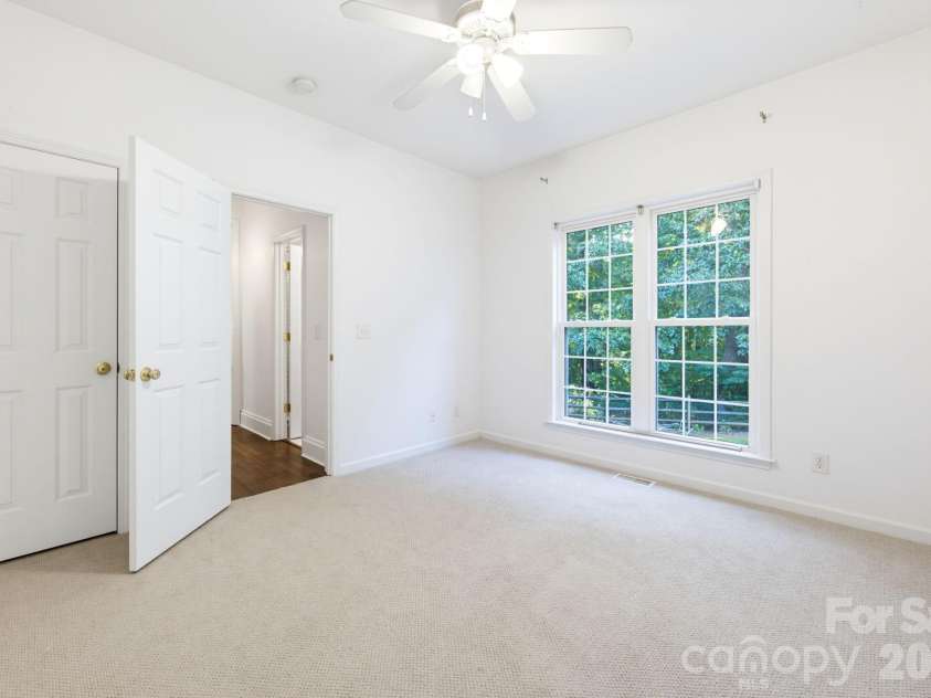 4220 Belle Meade Circle, Belmont, NC 28012.  MLS# CAR4415199, YatesRealty ID 45856. 