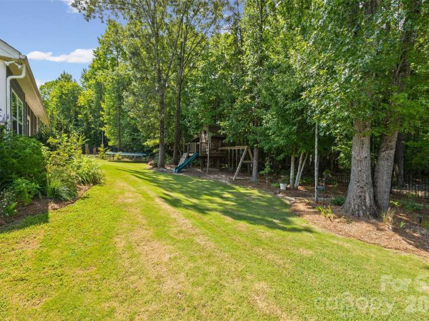 1331 Brooksland Place, Waxhaw, NC 28173.  MLS# CAR4415191, YatesRealty ID 45857. 