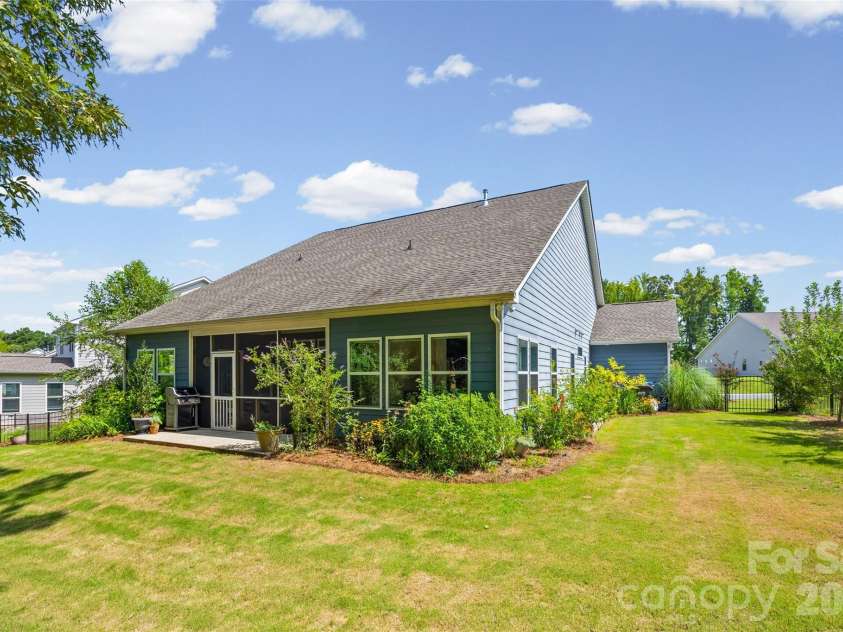 1331 Brooksland Place, Waxhaw, NC 28173.  MLS# CAR4415191, YatesRealty ID 45857. 